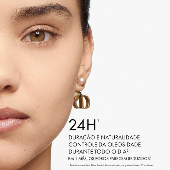 DIOR       FOREVER MATTE FDT  2N